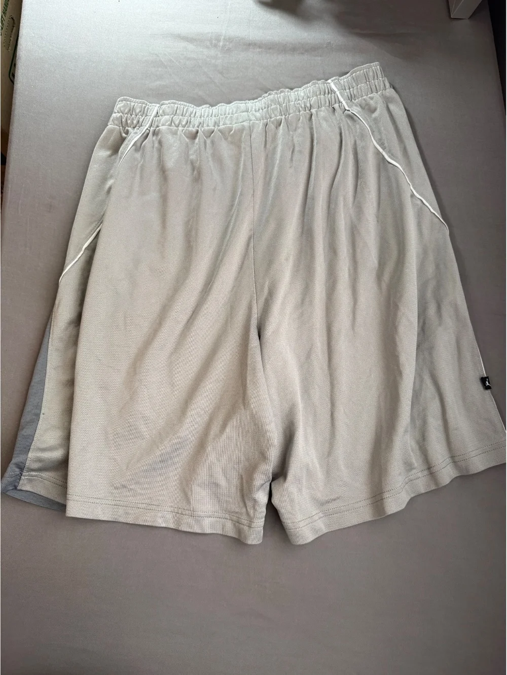 Jordan Men's XXL Athletic Shorts Gray with Side Pockets